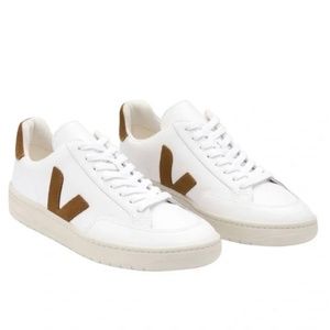Veja V-12 camel size 6